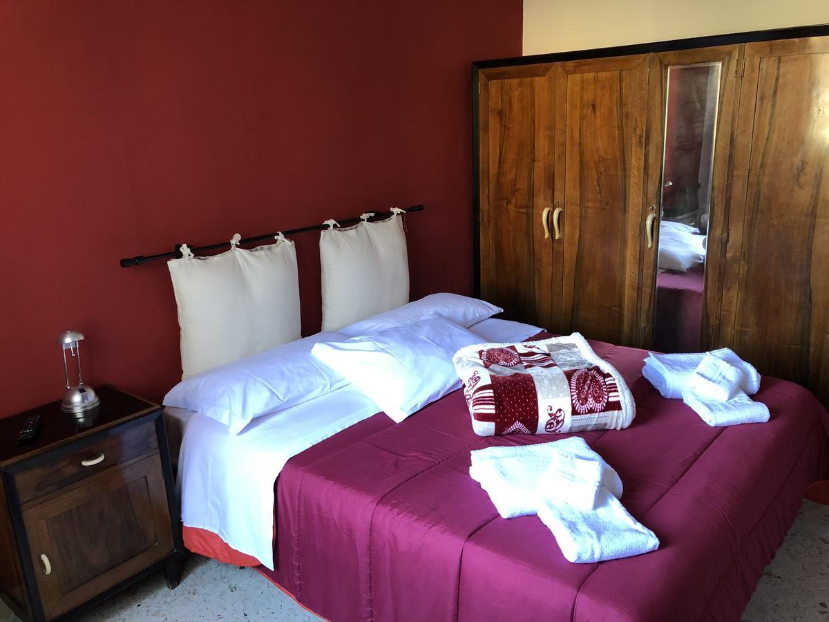 Etna Vintage Hotel Linguaglossa Luaran gambar