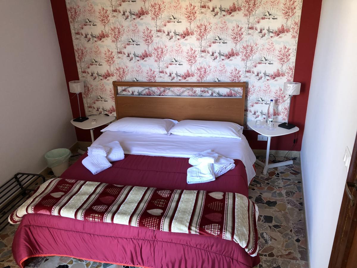 Etna Vintage Hotel Linguaglossa Luaran gambar
